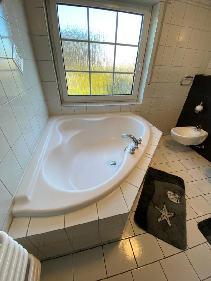 Haus Im Sternweg Apartment Voerde ภายนอก รูปภาพ